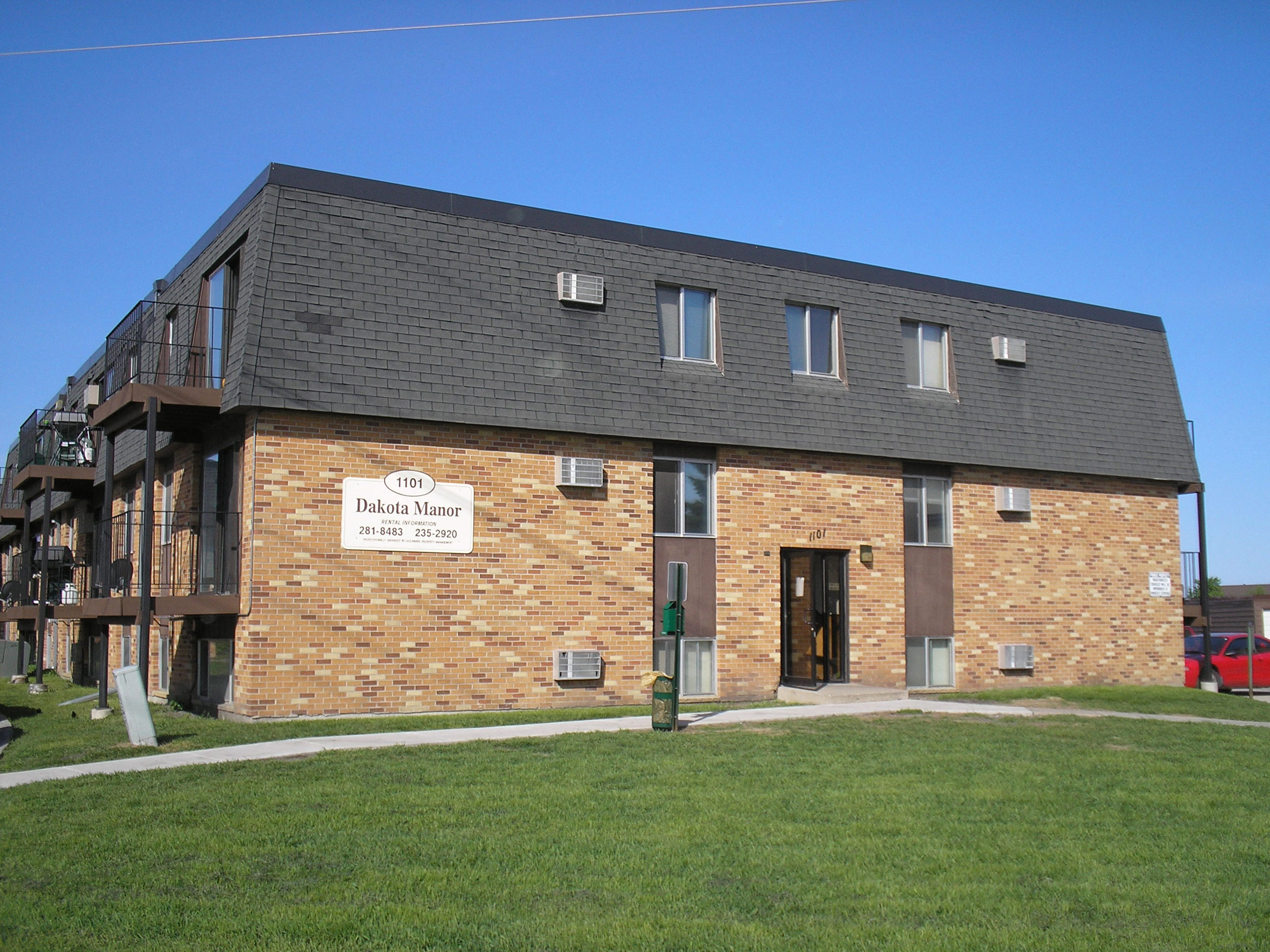 Dakota Manor Apartments, 1101 42nd St S, Fargo, ND RentCafe