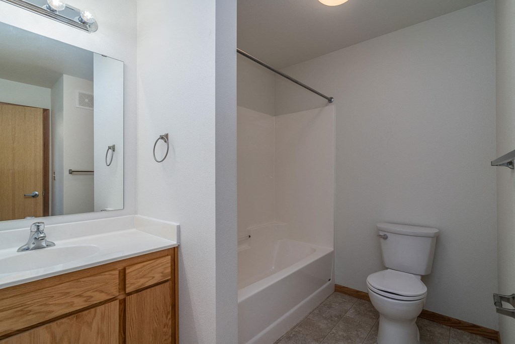 Desoto Estates Apartments, 3550 S 17th St, Grand Forks, ND RentCafe