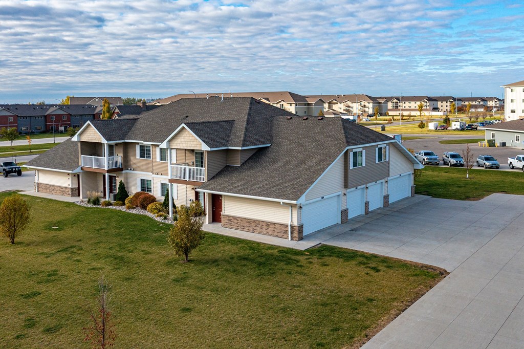 Desoto Townhomes | Exterior