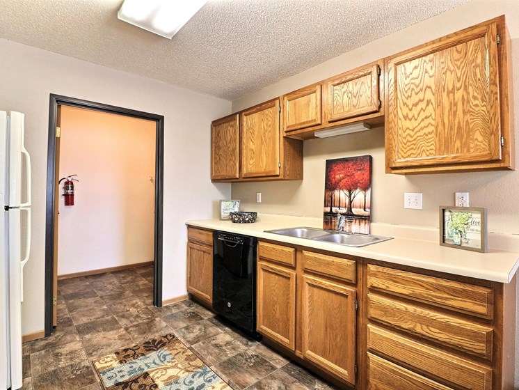 Foxboro Court Townhomes | Kitchen