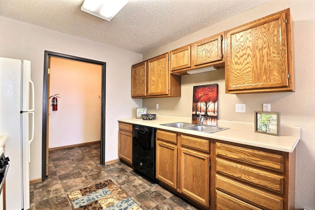 Foxboro Court Townhomes | Kitchen