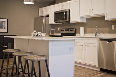 2836 41St St S 1-2 Beds Apartment for Rent - Photo Gallery 1
