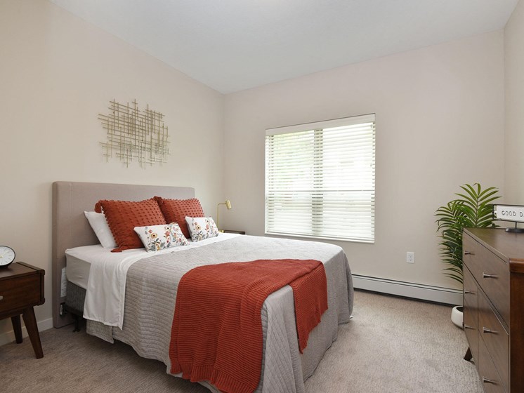 Glen Pond Addition | Bedroom