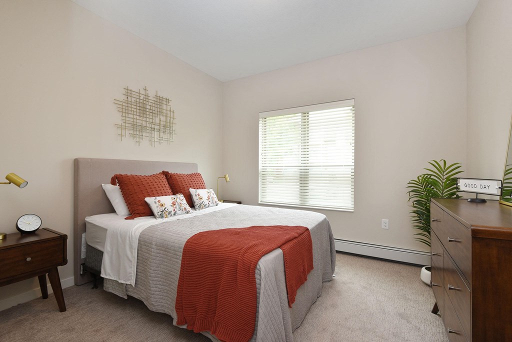 Glen Pond Addition | Bedroom