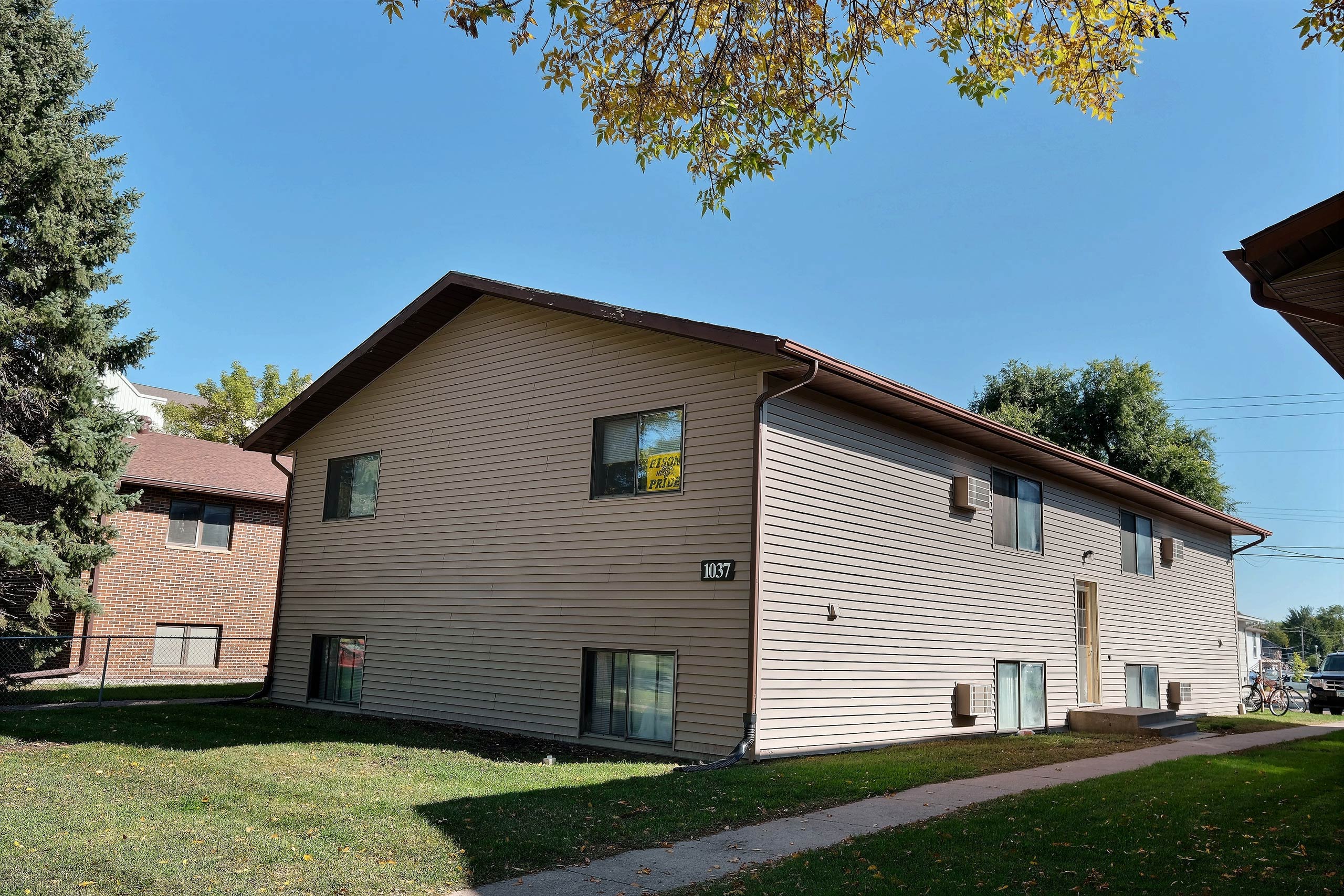 Gemstone Apartments | Fargo, ND