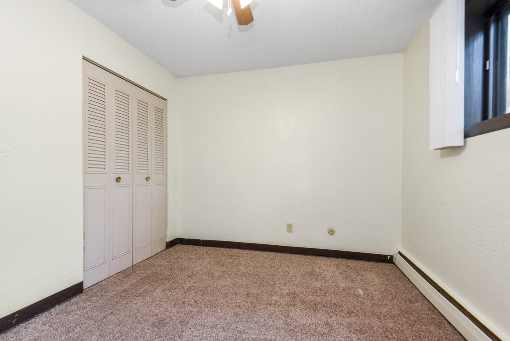 White Bear Lake, MN White Bear Terrace Apartments.  a bedroom with white walls and carpet