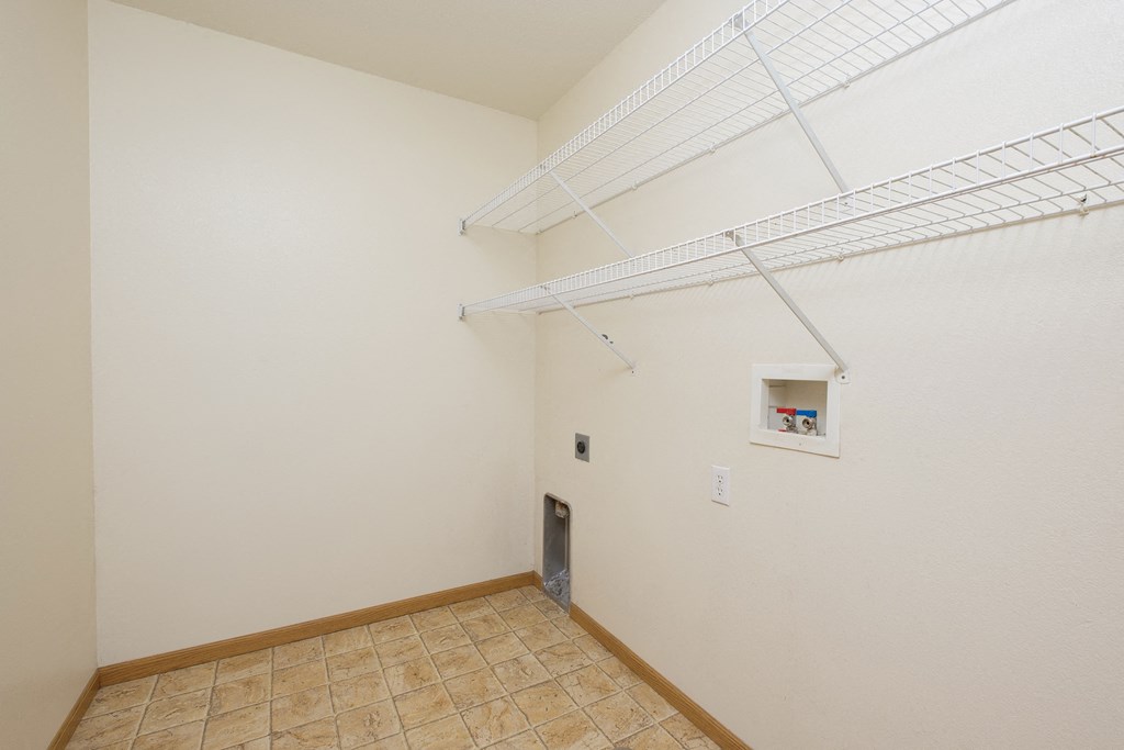 Bluestem Homes | Laundry Room