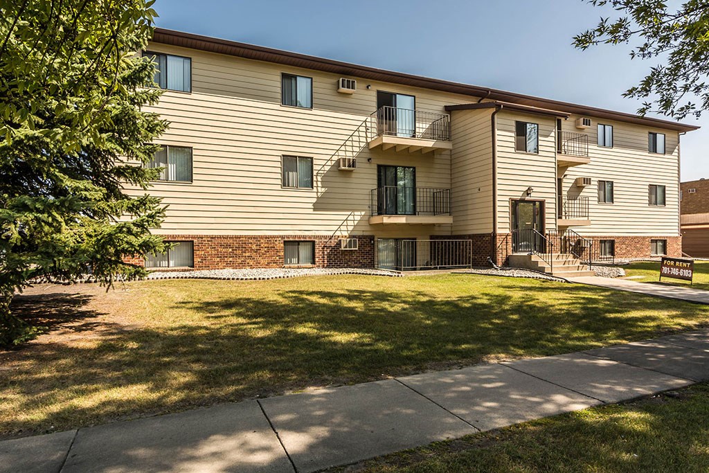Kremer Apartments | Grand Forks, ND