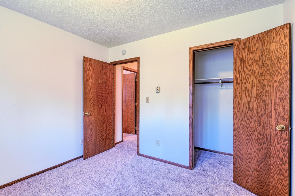 Roughrider 1 Apartments | Bedroom