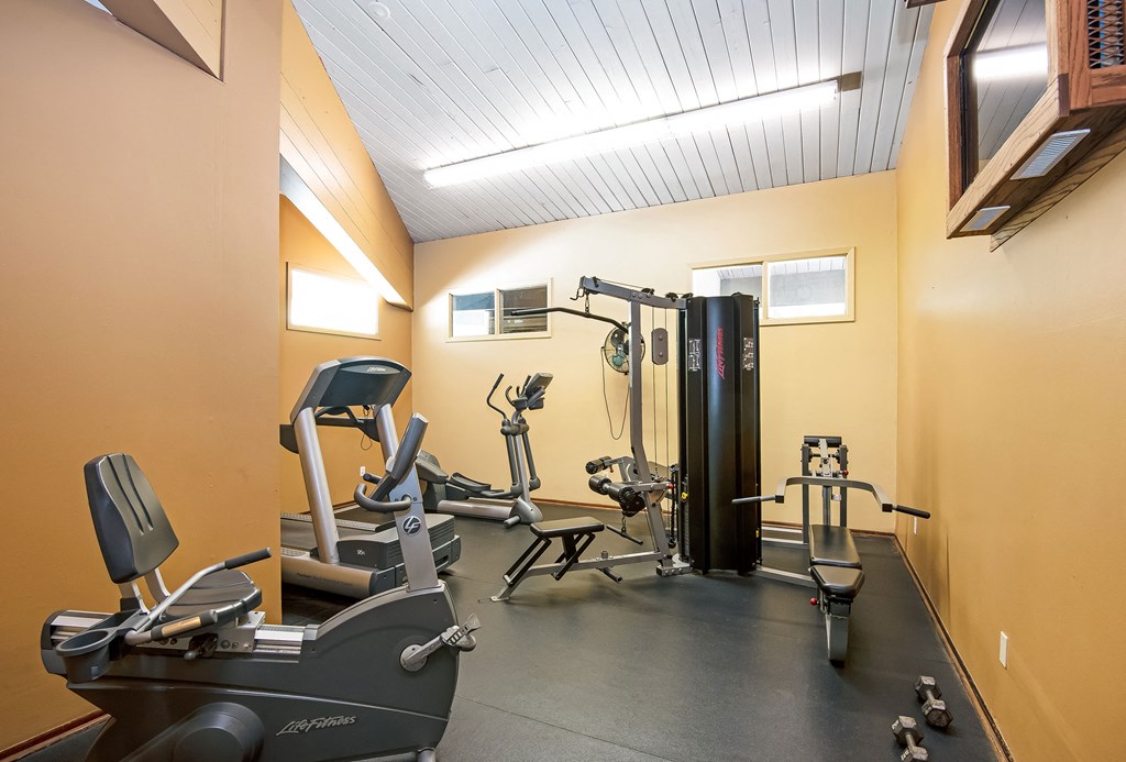 Maplewood Apartments | Fitness Room