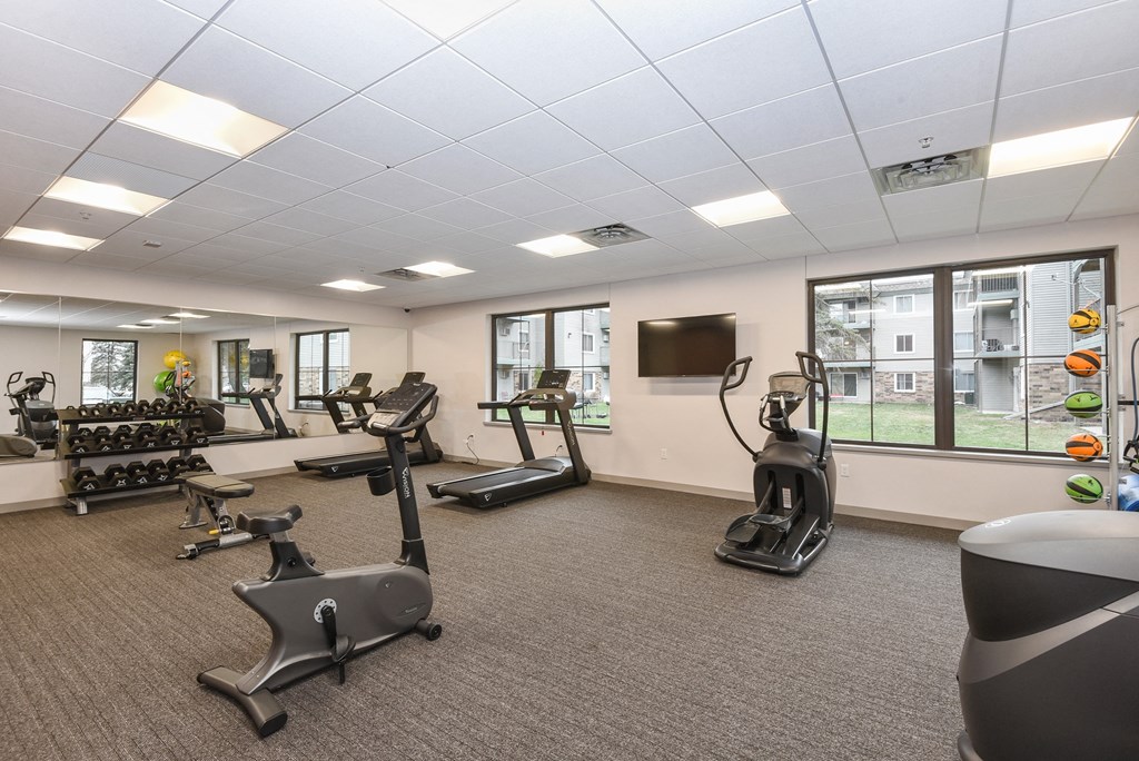 Montreal Courts Apartments in Little Canada, MN | Fitness Room