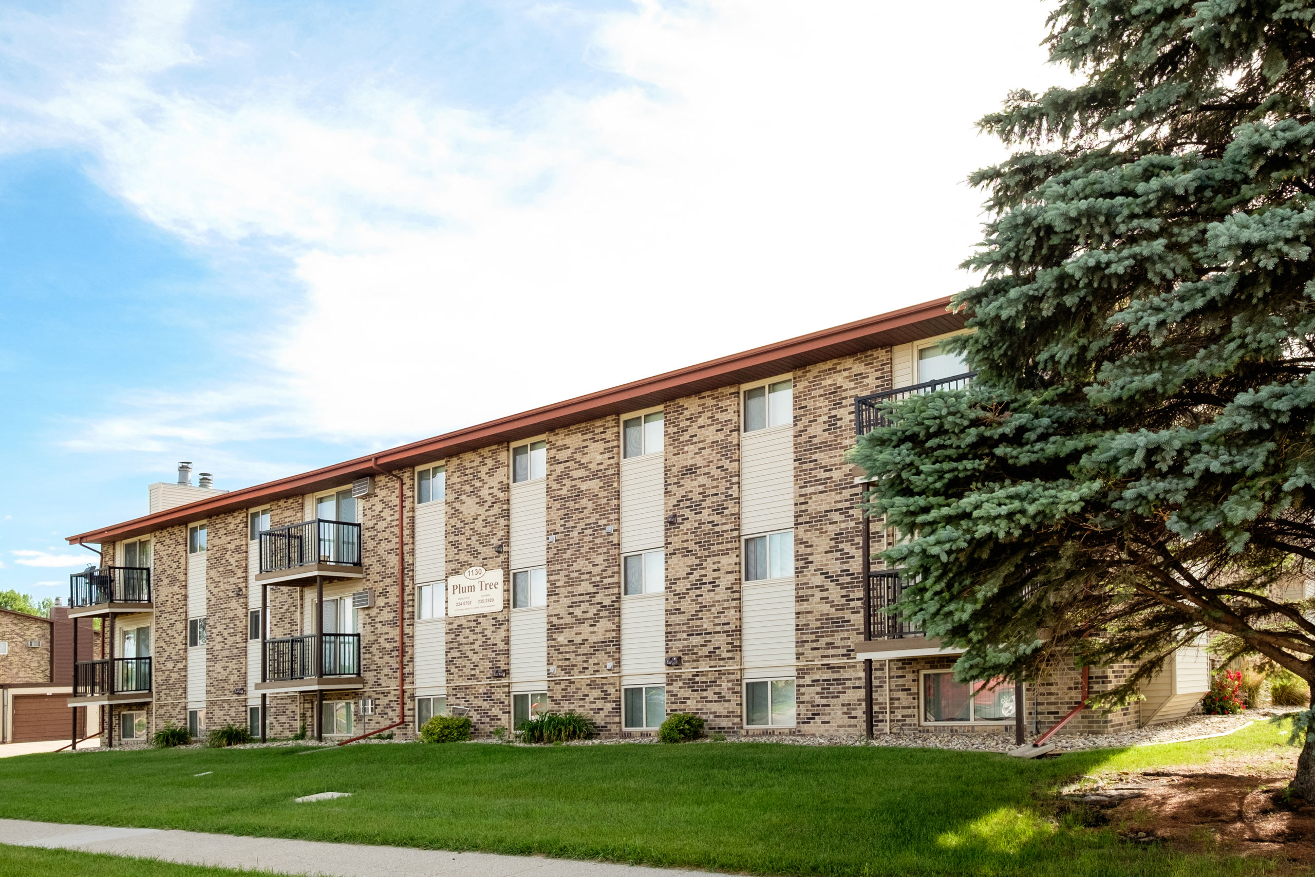 Pumtree Apartments | Fargo, ND