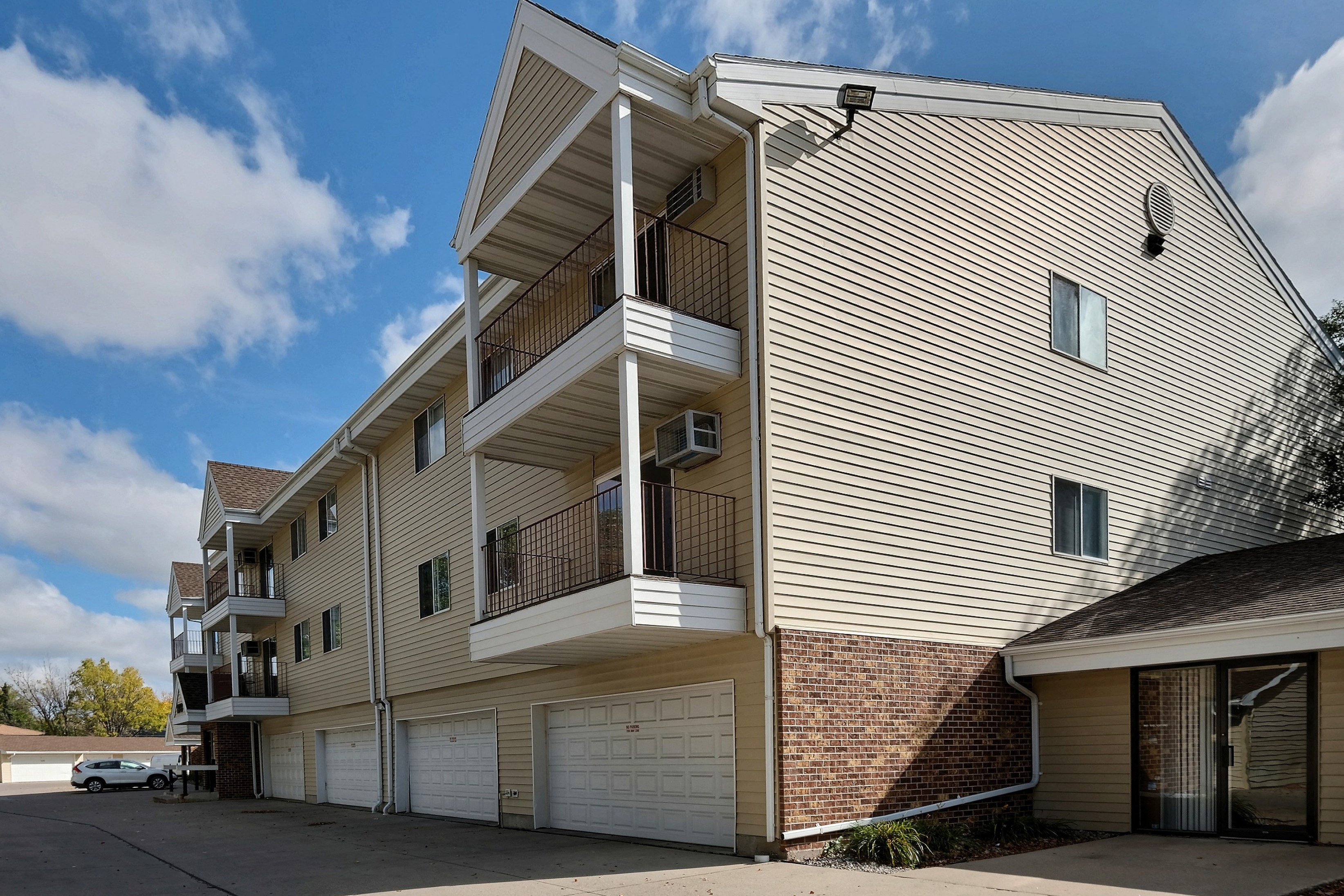 Prairiewood Meadows Apartments | Fargo, ND