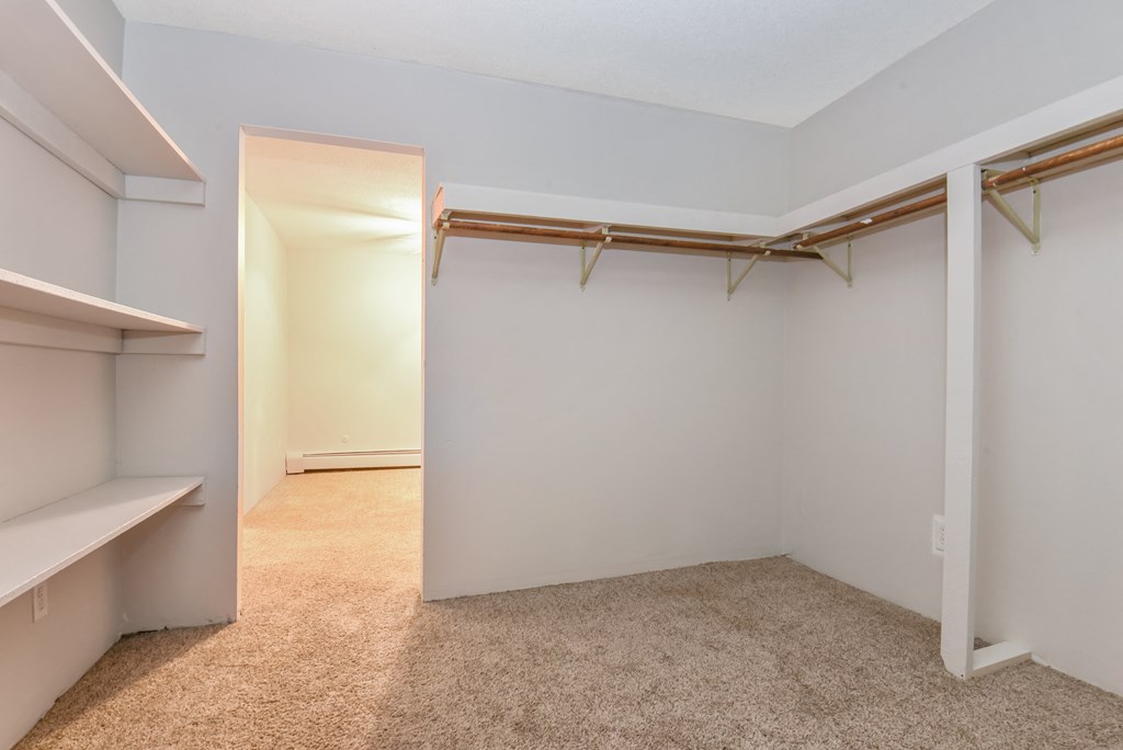 an empty room with a closet. Roseville, MN Rosedale Estates