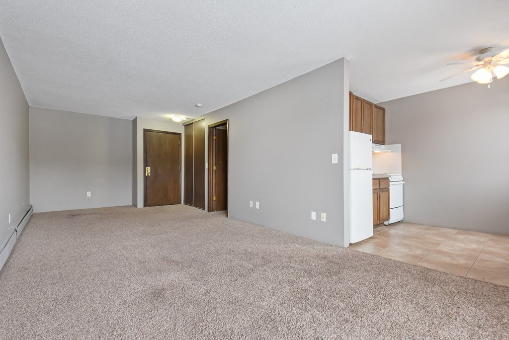 Rosedale Estates Apartments, 2835 Rice St, Roseville, MN RentCafe