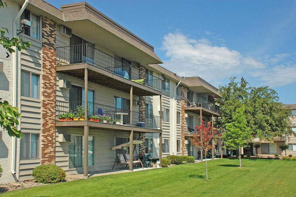 Sage Park Apartments |  New Brighton, MN