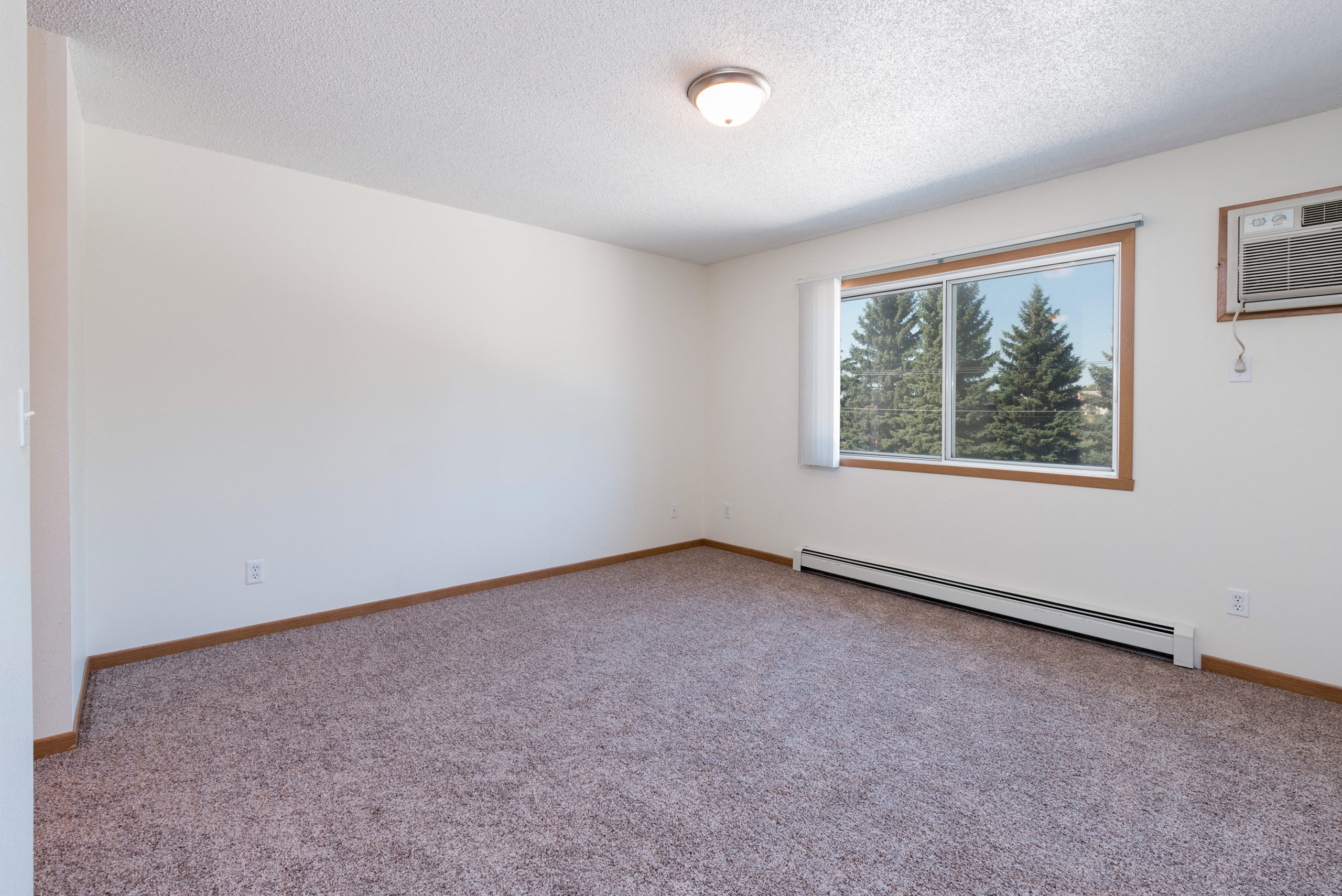 Sierra Ridge Apartments in Bismarck, ND | 3 Bdrm-Plan C-Mstr Bedroom