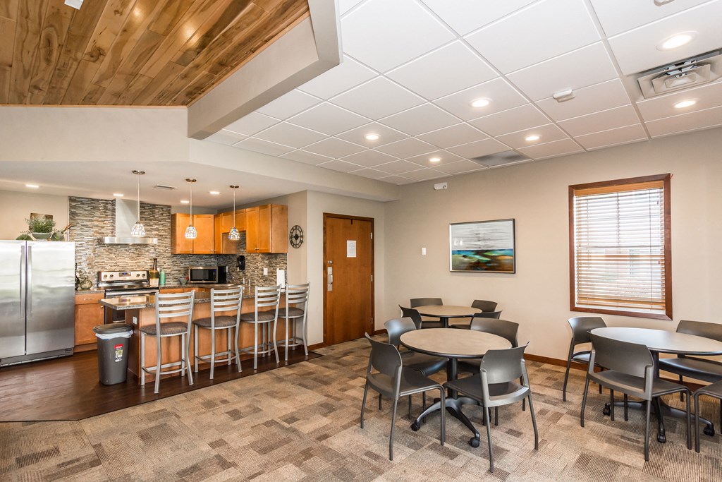 Sterling Pointe Apartments | Community Room
