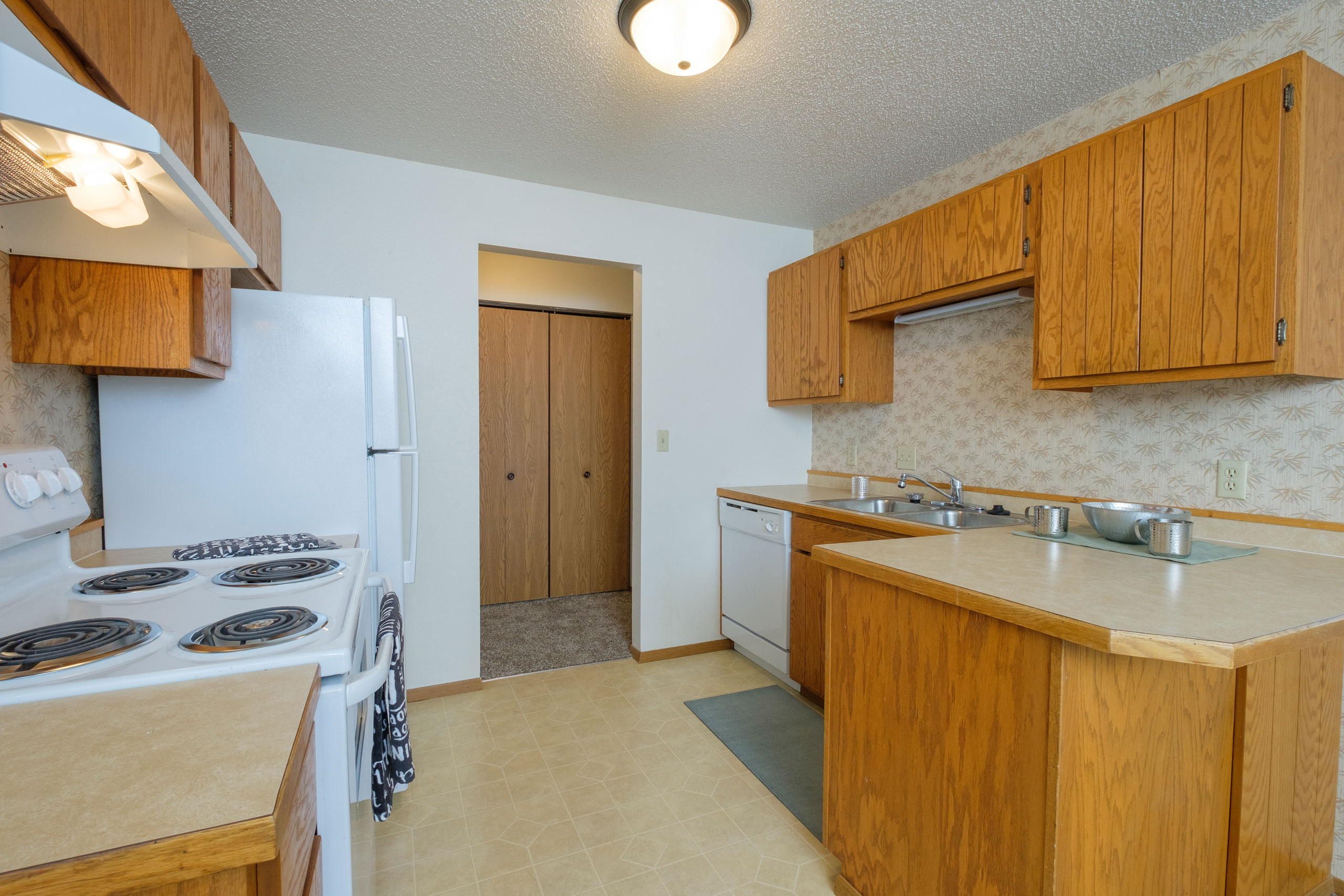 Sugar Plum Apartments | 2 Bedroom-203 | Kitchen