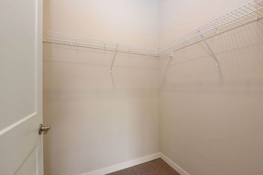 Glen Pond Addition Apartments, 1364 High Site Drive, Eagan, MN RentCafe