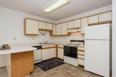 4430 9Th Ave Circle SW 1-3 Beds Apartment for Rent - Photo Gallery 2