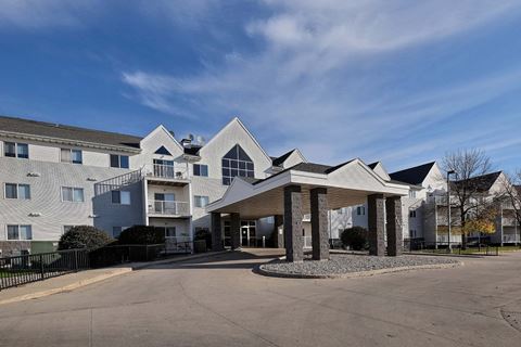 Willow Park Apartments | Fargo, ND