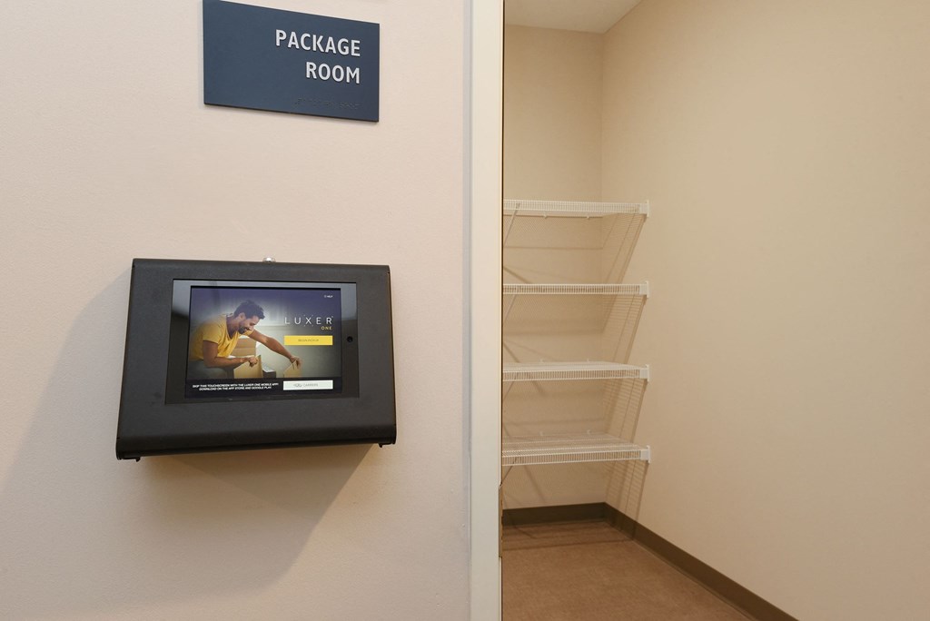 Glen Pond Addition | Package Closet