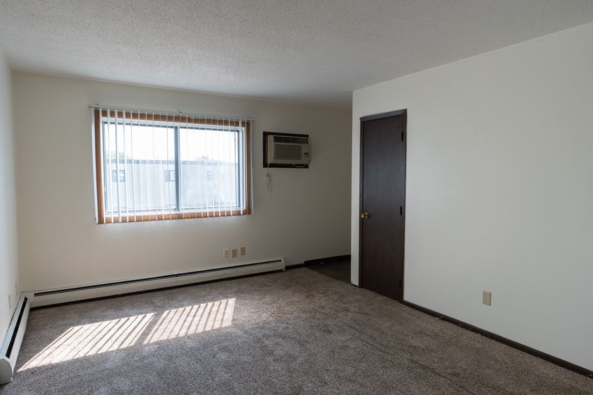 Parkwest Gardens Apartments, 1031 1st St E, West Fargo, ND RentCafe