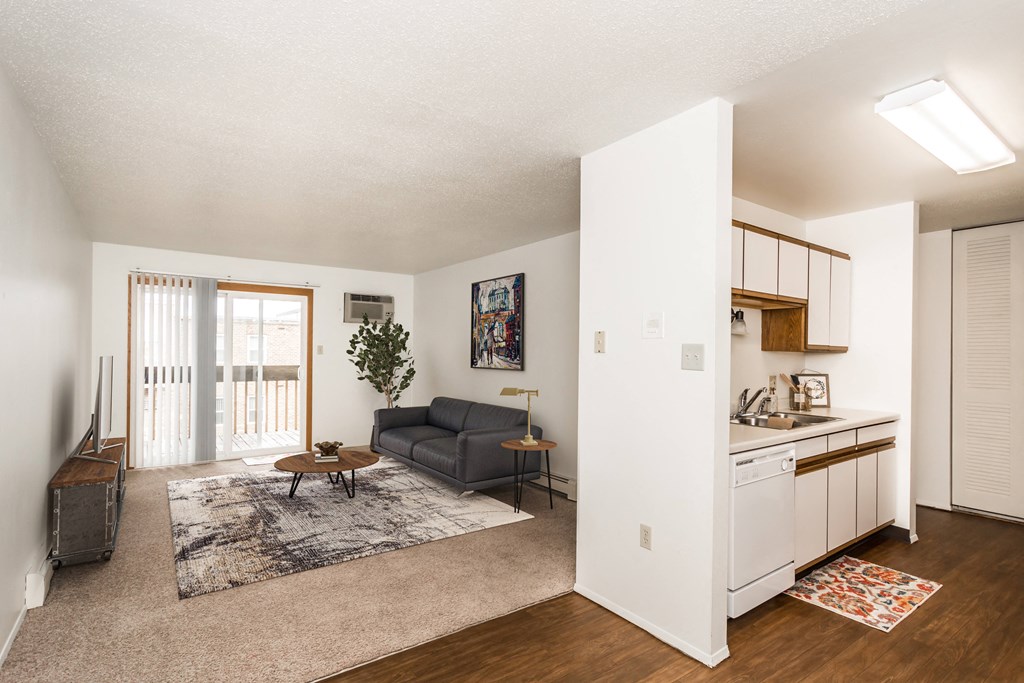 Grand Forks, ND Bristol Park Apartments. our apartments offer a living room with a couch and a coffee table