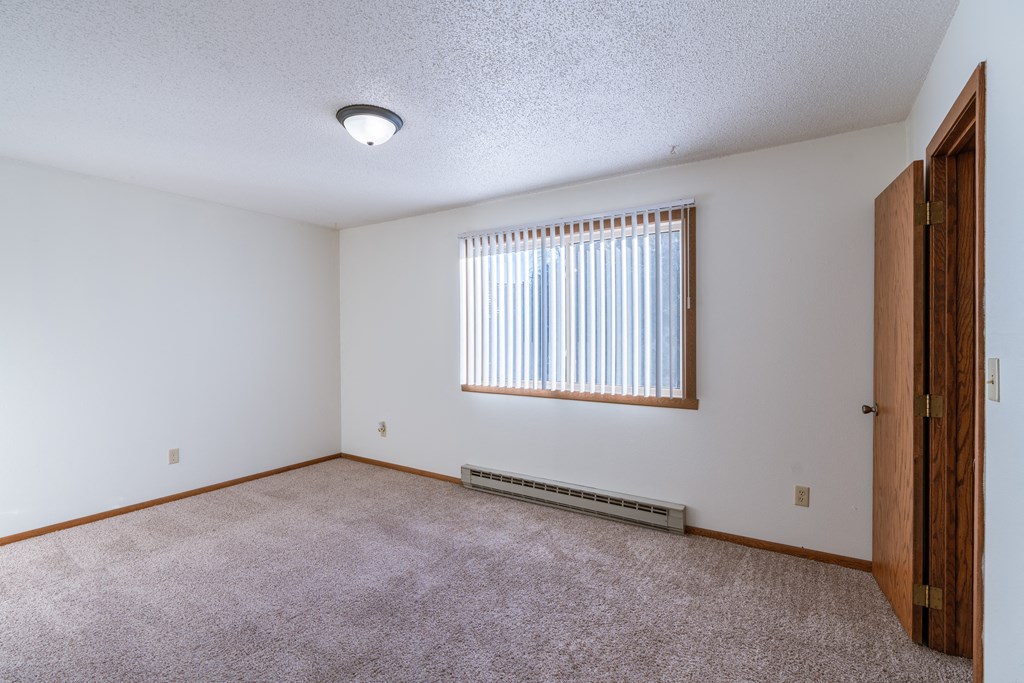 Cedarwood Apartments, 2515 Knight Dr, Grand Forks, ND RentCafe