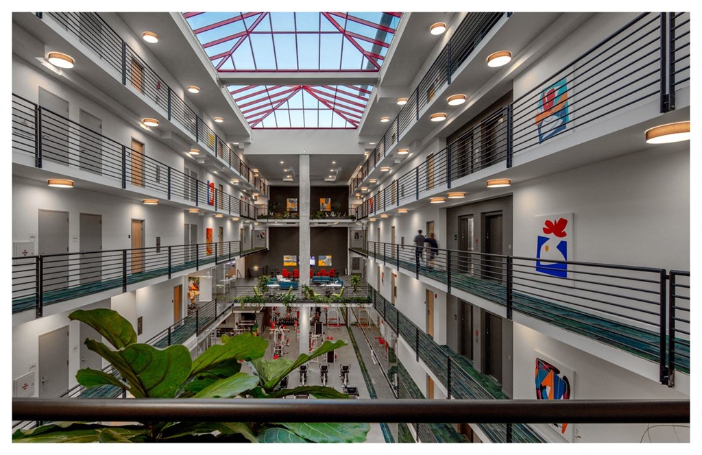 Optima Lakeview Atrium