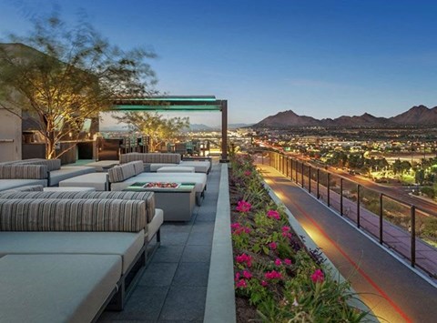 Optima Kierland Terrace Area