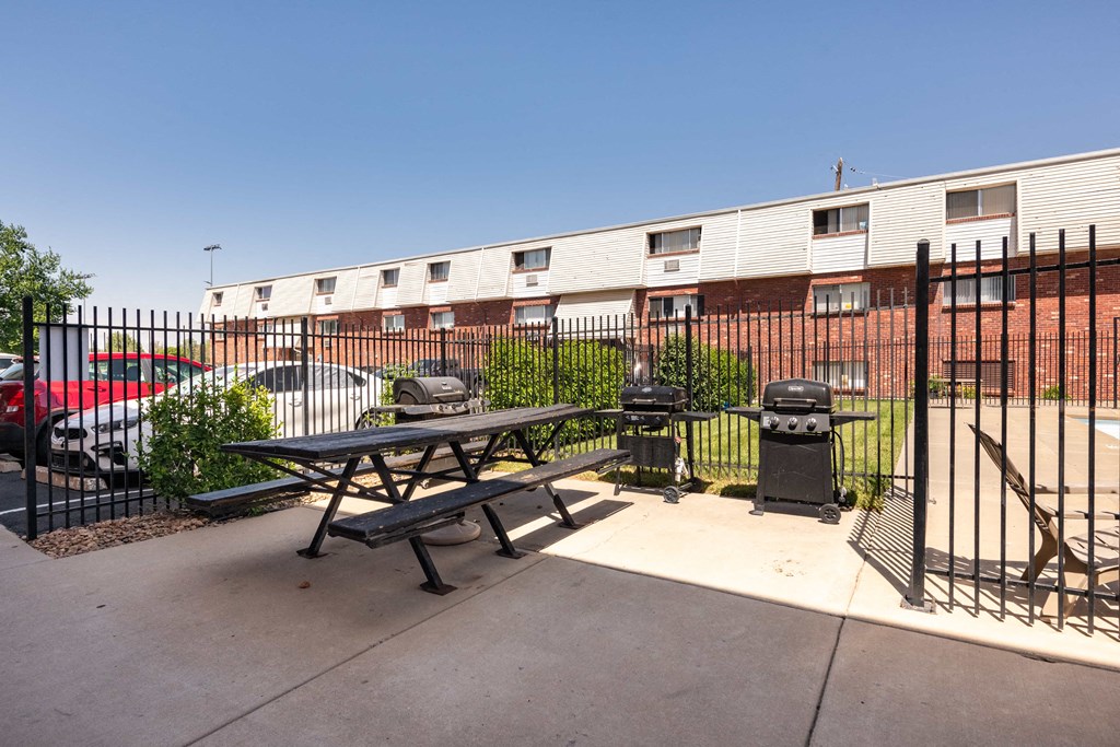 Carriage Green Apartments