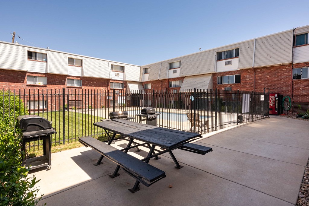 Carriage Green Apartments