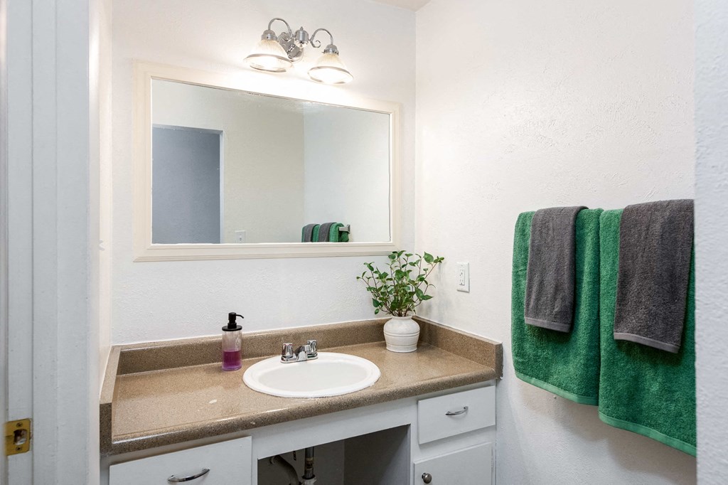 Carriage Green Apartments