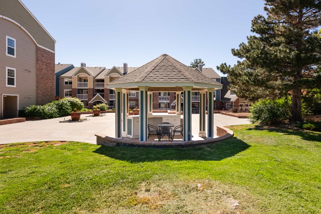 the gazebo at the preserve at ballantyne commons