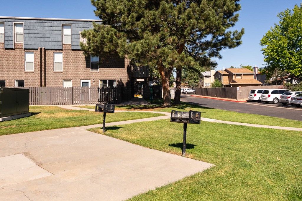 Webster Lake Apartments