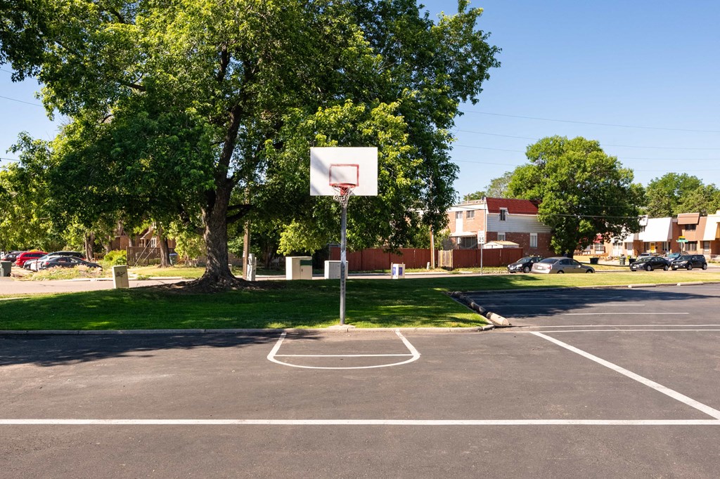 Webster Lake Apartments