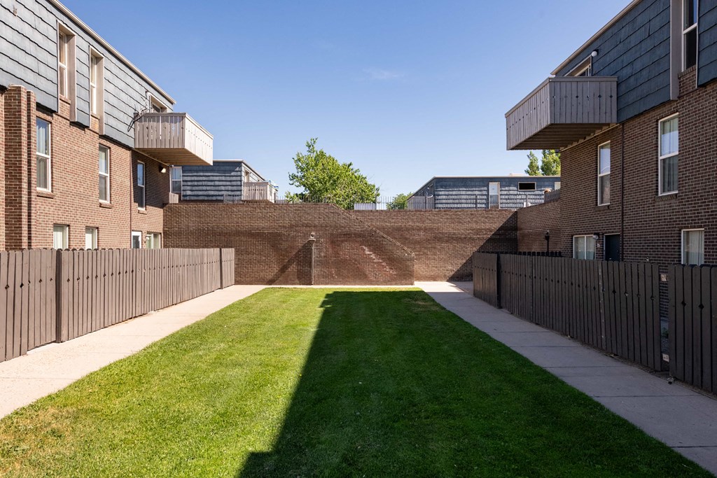 Webster Lake Apartments