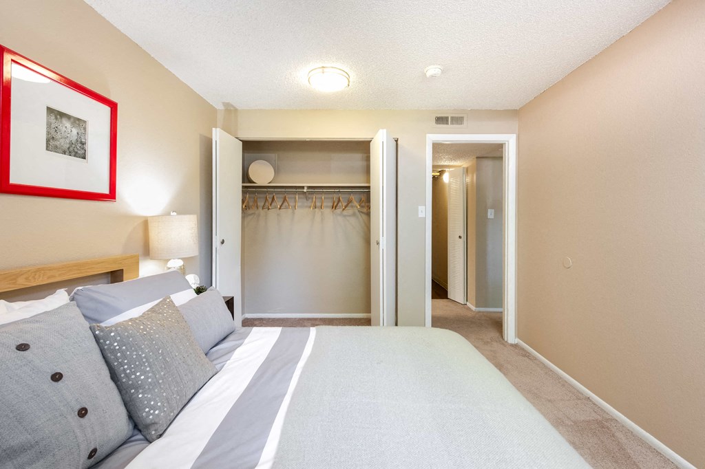 Webster Lake Apartments