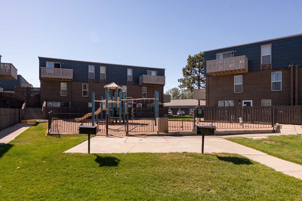 Webster Lake Apartments