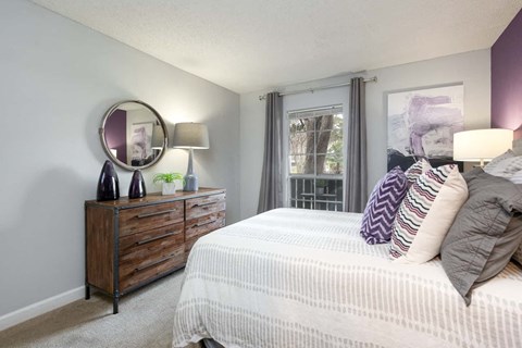 Arbour Ponds Tampa rentals sequoia bedroom angle 1x1 750 sq ft