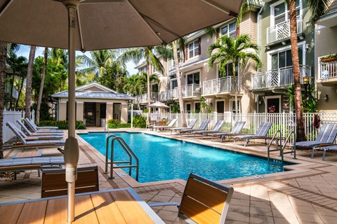 the swimming pool at the resort at longboat key club