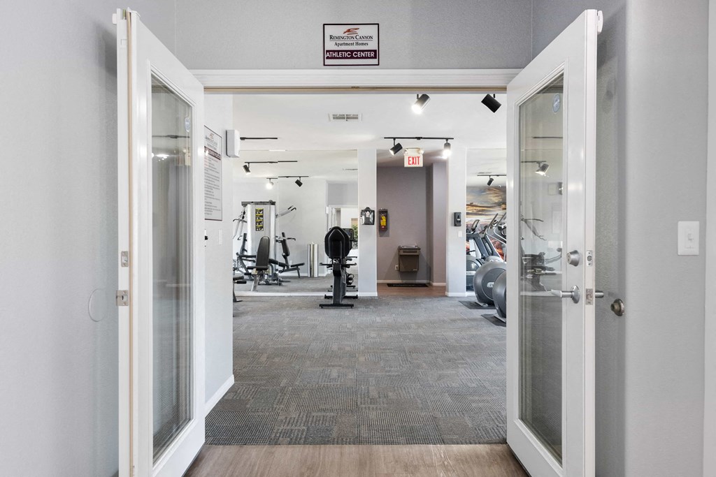 the gym at the flats at big tex apartments