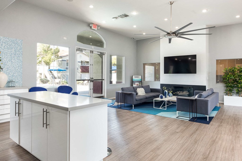 the preserve at ballantyne commons living room and kitchen