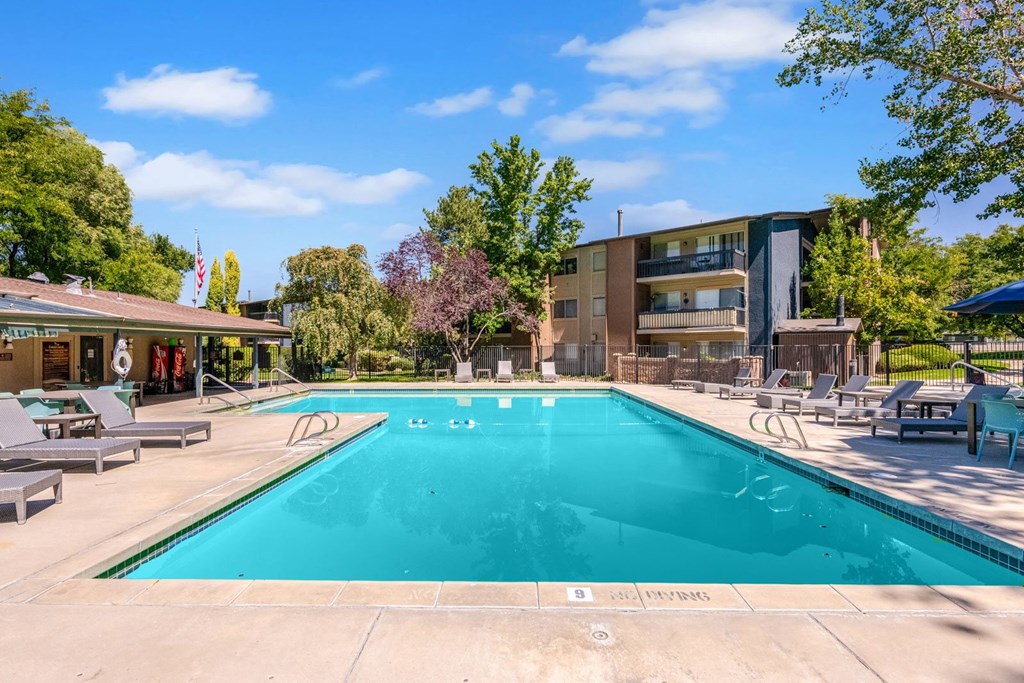 Cobble Creek Apartments