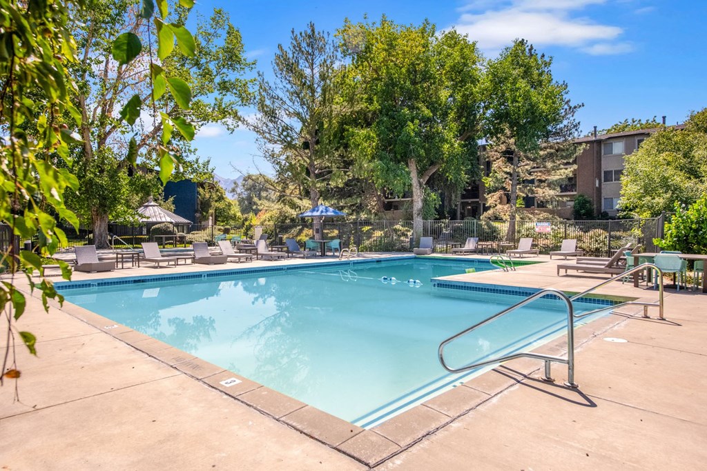 Cobble Creek Apartments