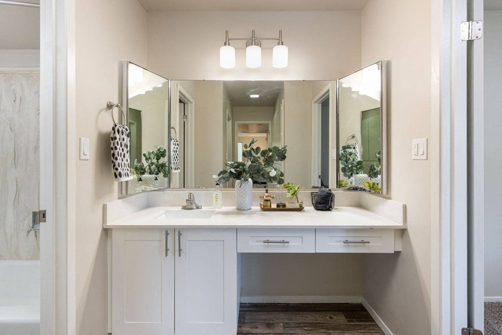 Cobble Creek Apartments