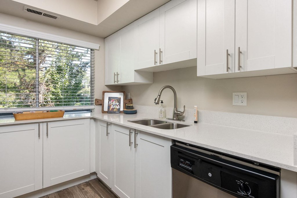 Cobble Creek Apartments