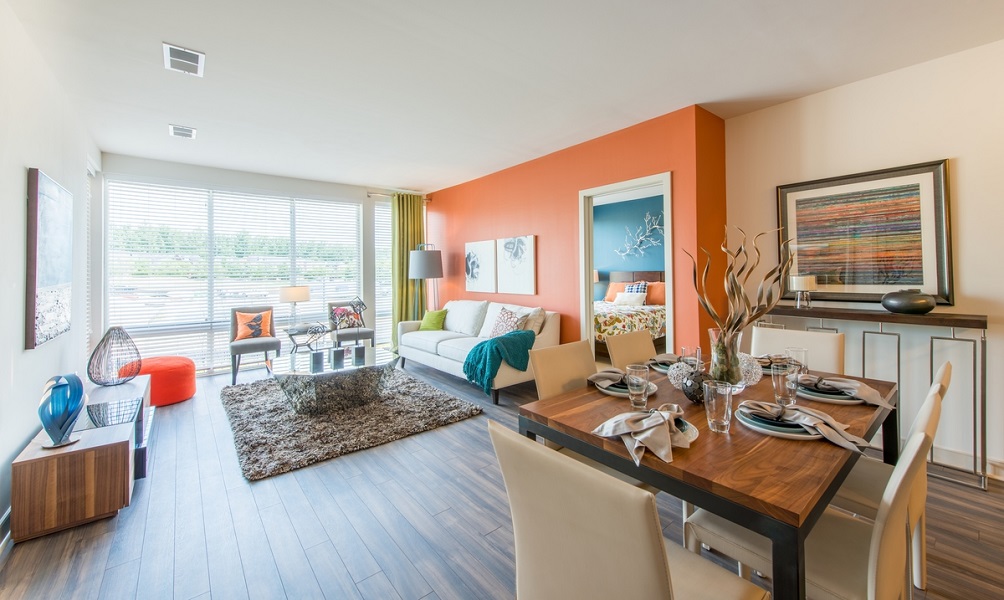 The Metropolitan Downtown Columbia is a similar property to Legacy At Twin Rivers located in Columbia